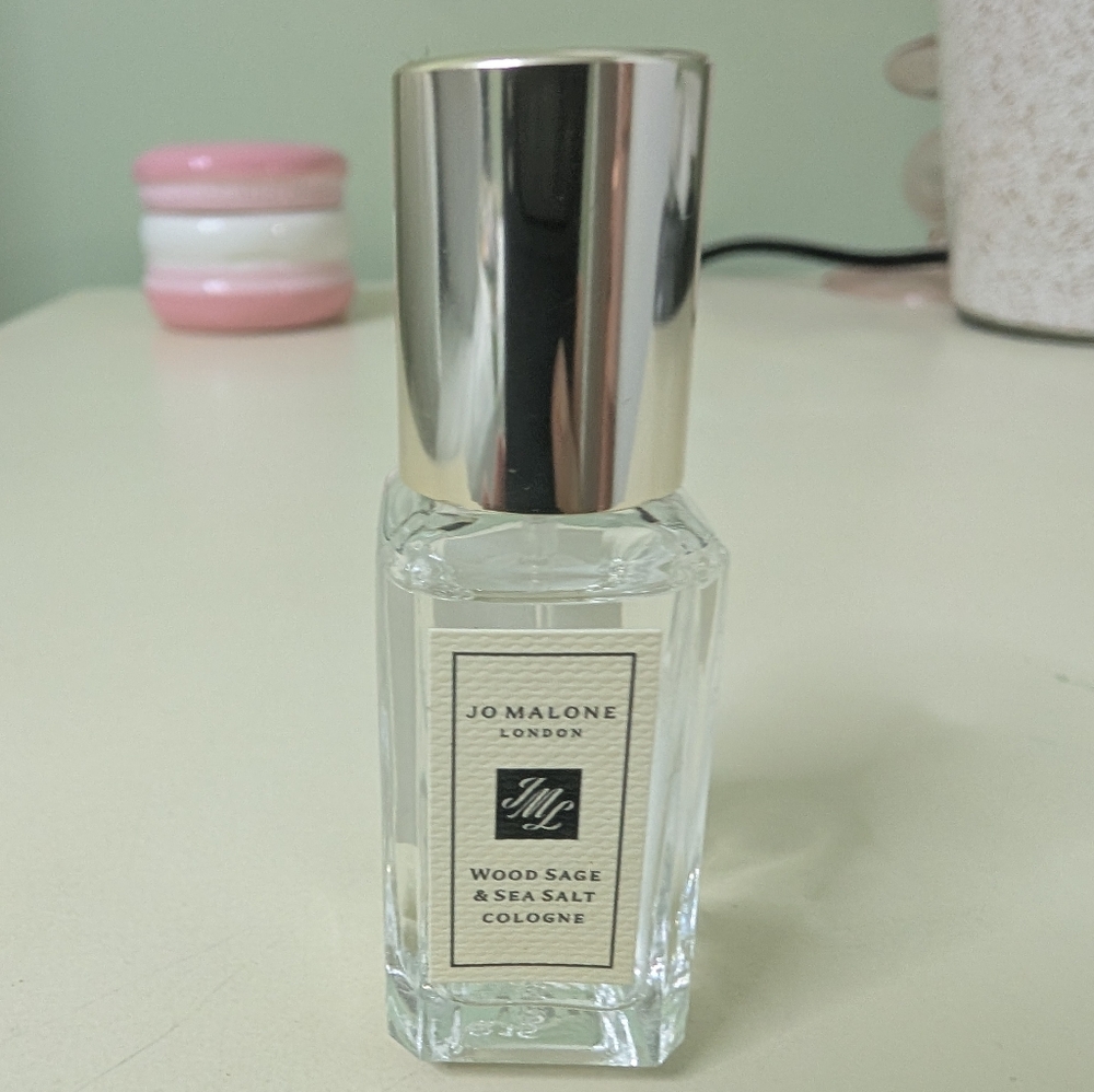 Jo Malone Wood Sage & Sea Salt Mini - Picture 3 of 3